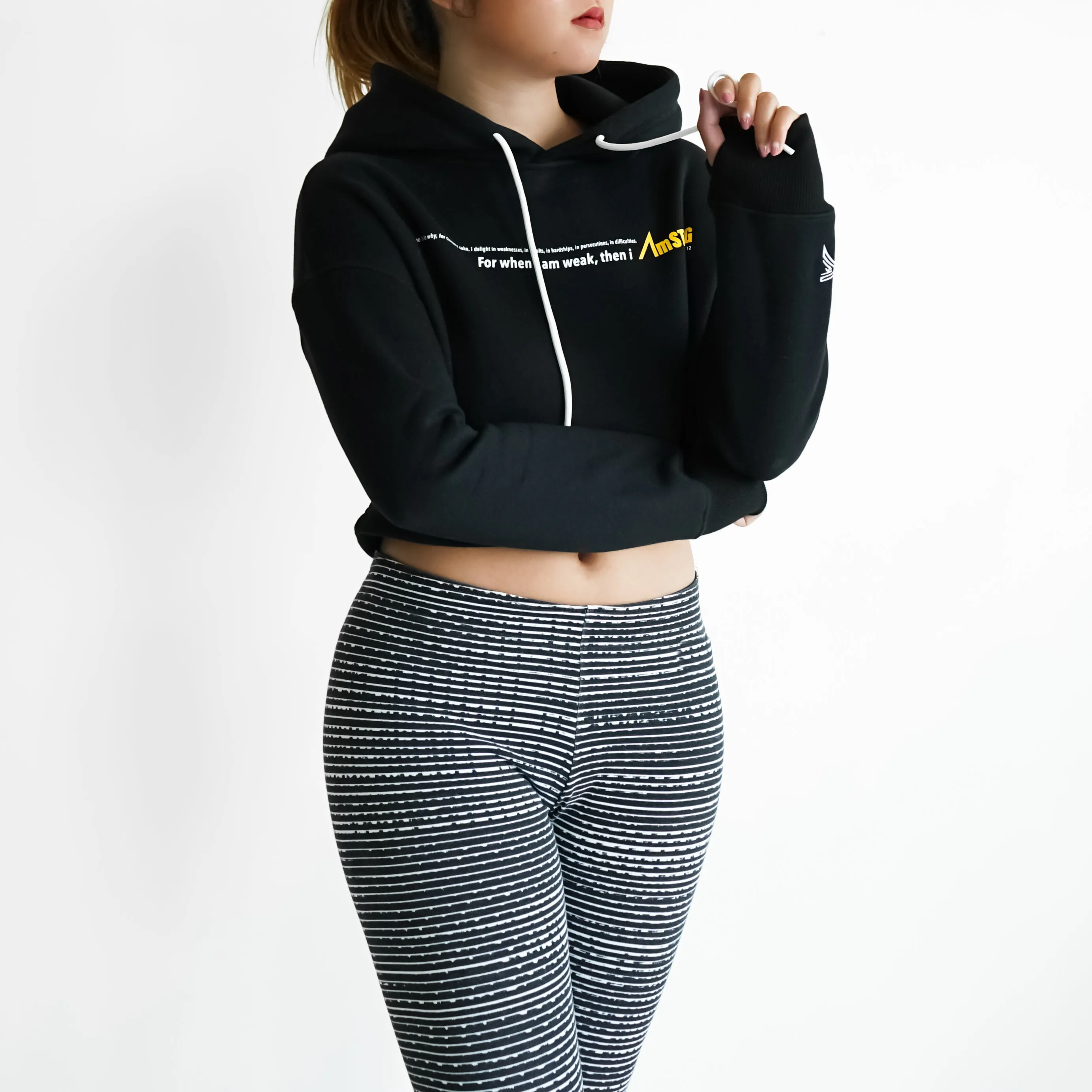 01-CROP HOODIE | BLACK