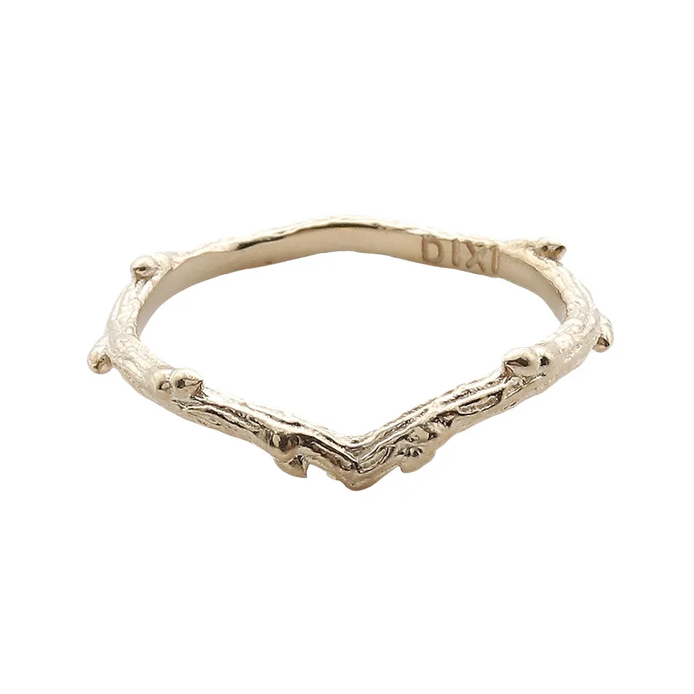9ct Gold | Silvestre Single Wishbone Gothic Thorn Branch Ring