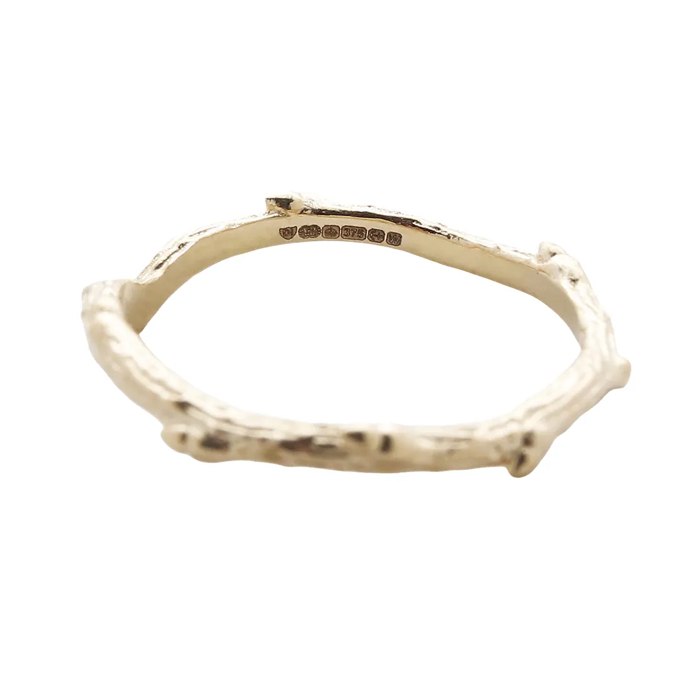 9ct Gold | Silvestre Single Wishbone Gothic Thorn Branch Ring