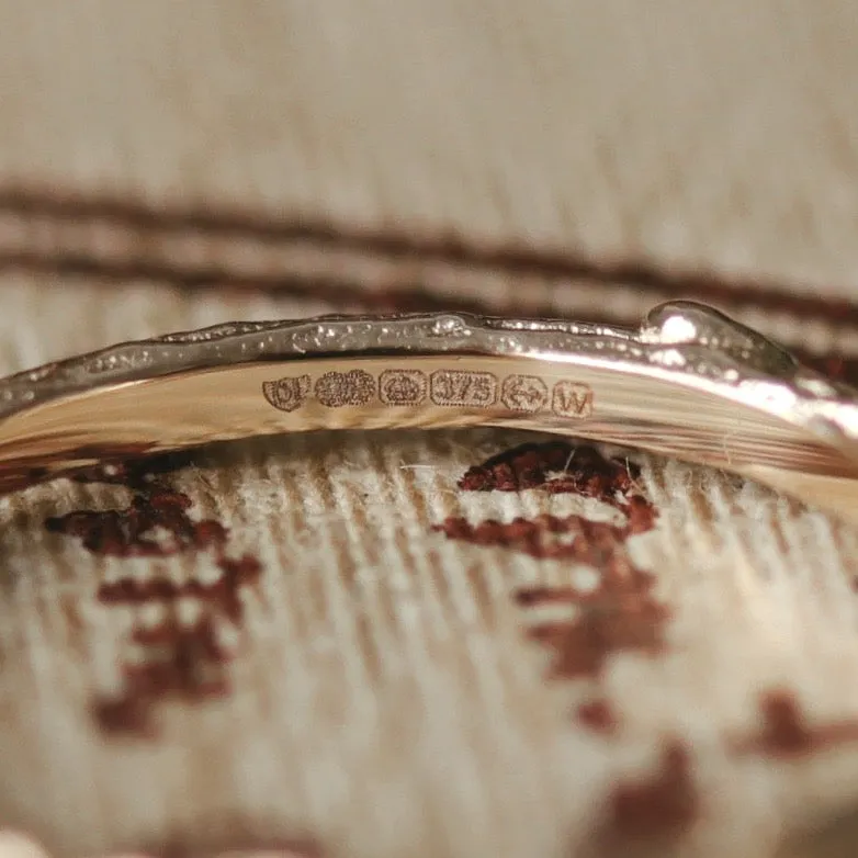 9ct Gold | Silvestre Single Wishbone Gothic Thorn Branch Ring