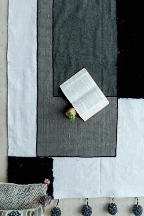 KELKI - PATCHWORK RUG WITH POM POMS