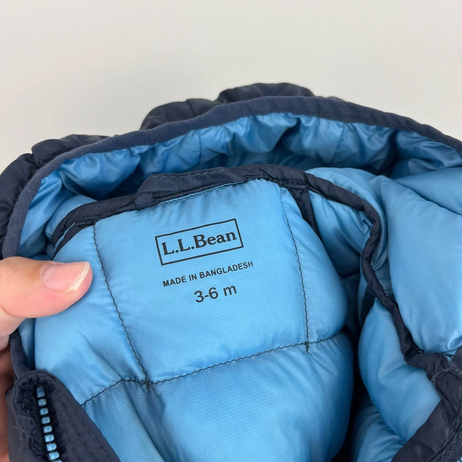 L.L. Bean Infants' Ultralight 650 Down Bunting Carbon Navy 3-6 Months