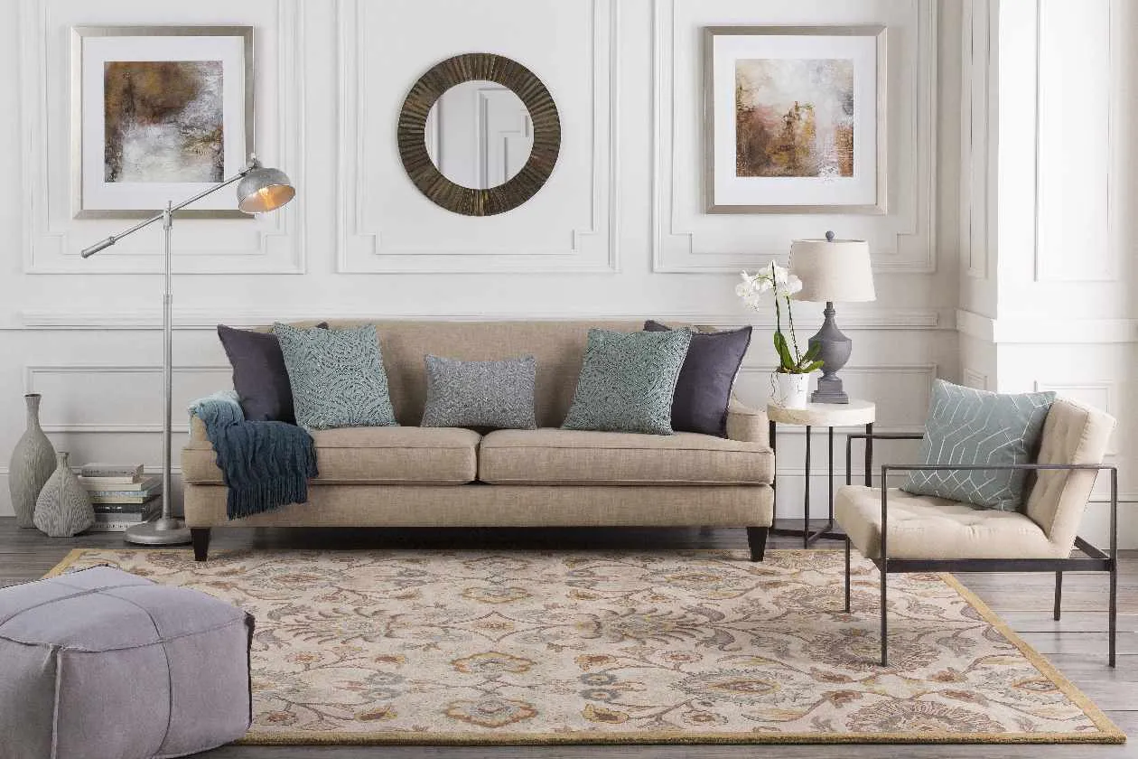 Macbarn Traditional Area Rug