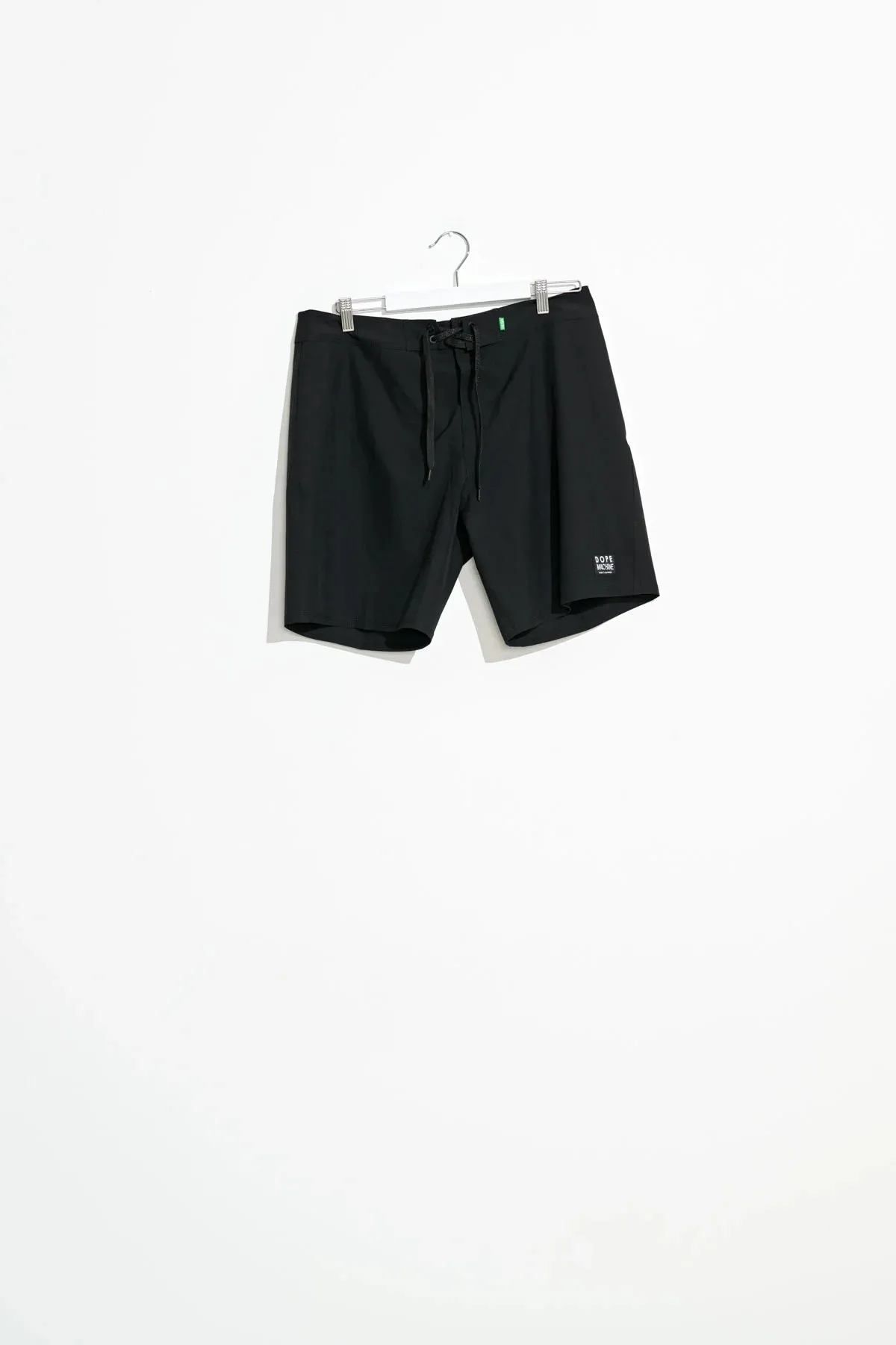 MISFIT Dope machine 18'' 50-30 short - Black