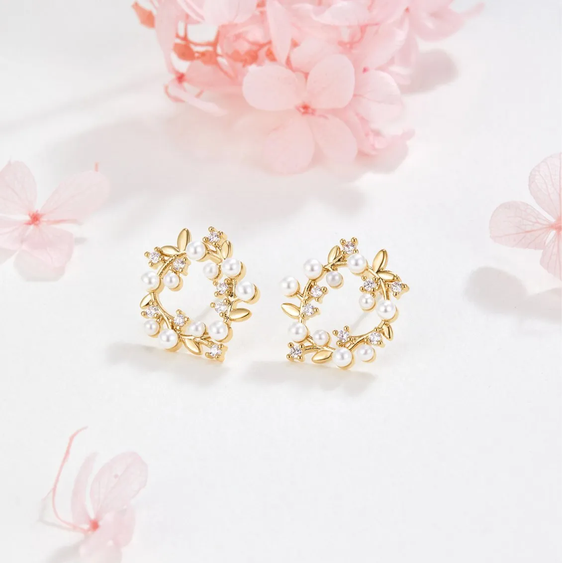 Pearl & Crystal Wreath Earrings