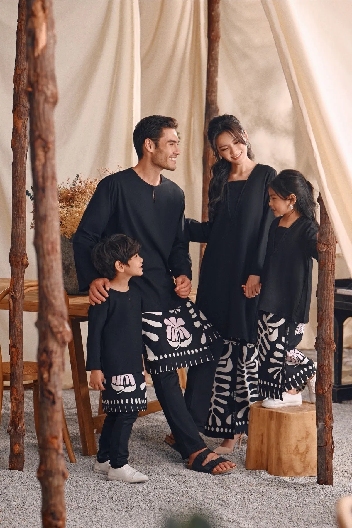 The Bayu Kurta - Black