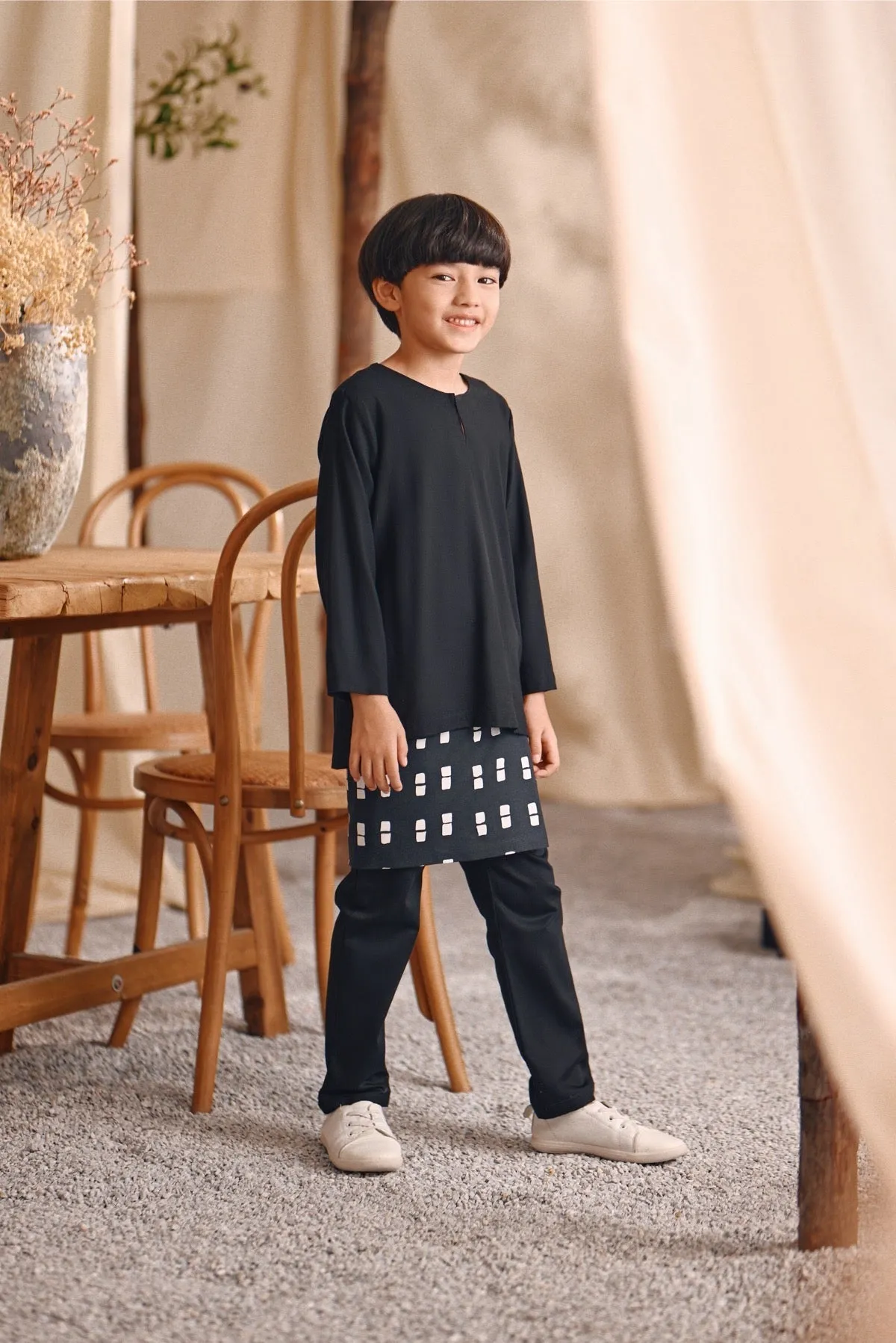 The Bayu Kurta - Black