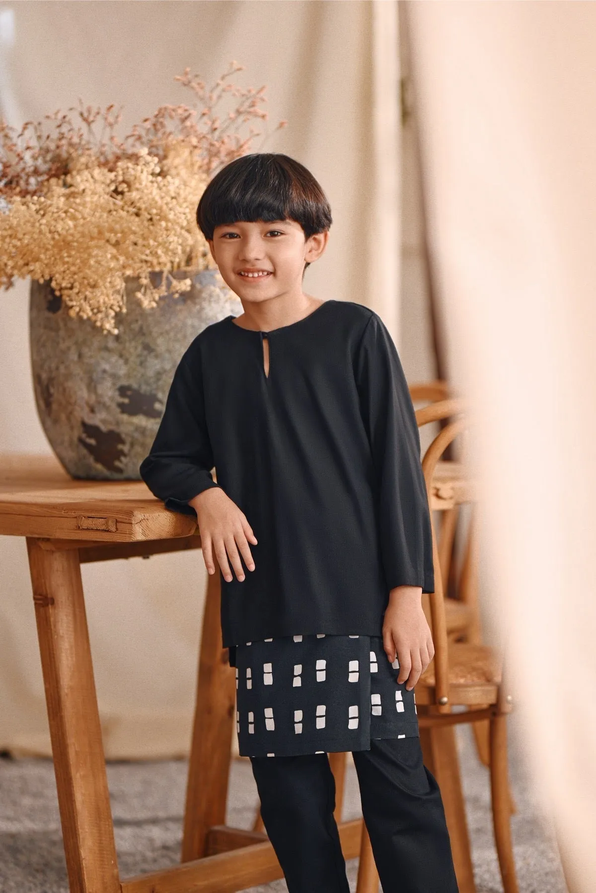 The Bayu Kurta - Black