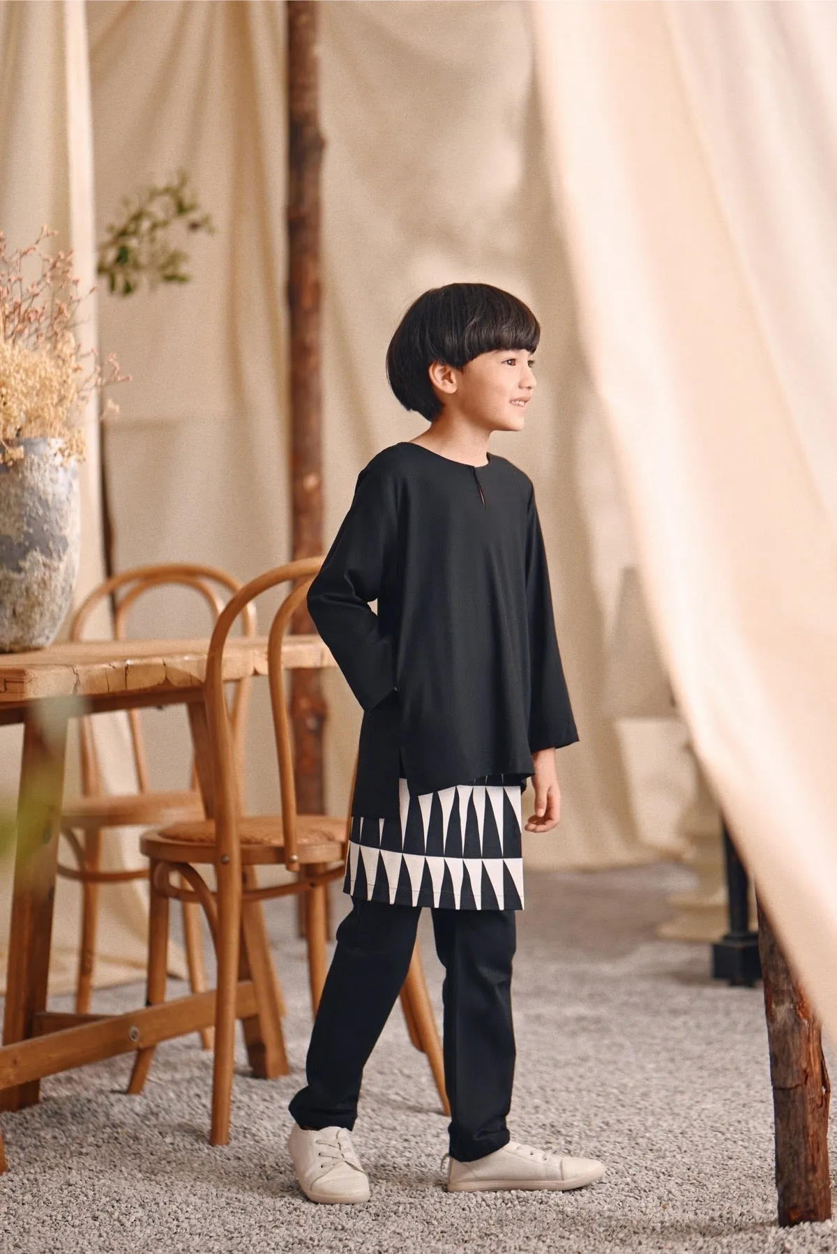 The Bayu Kurta - Black