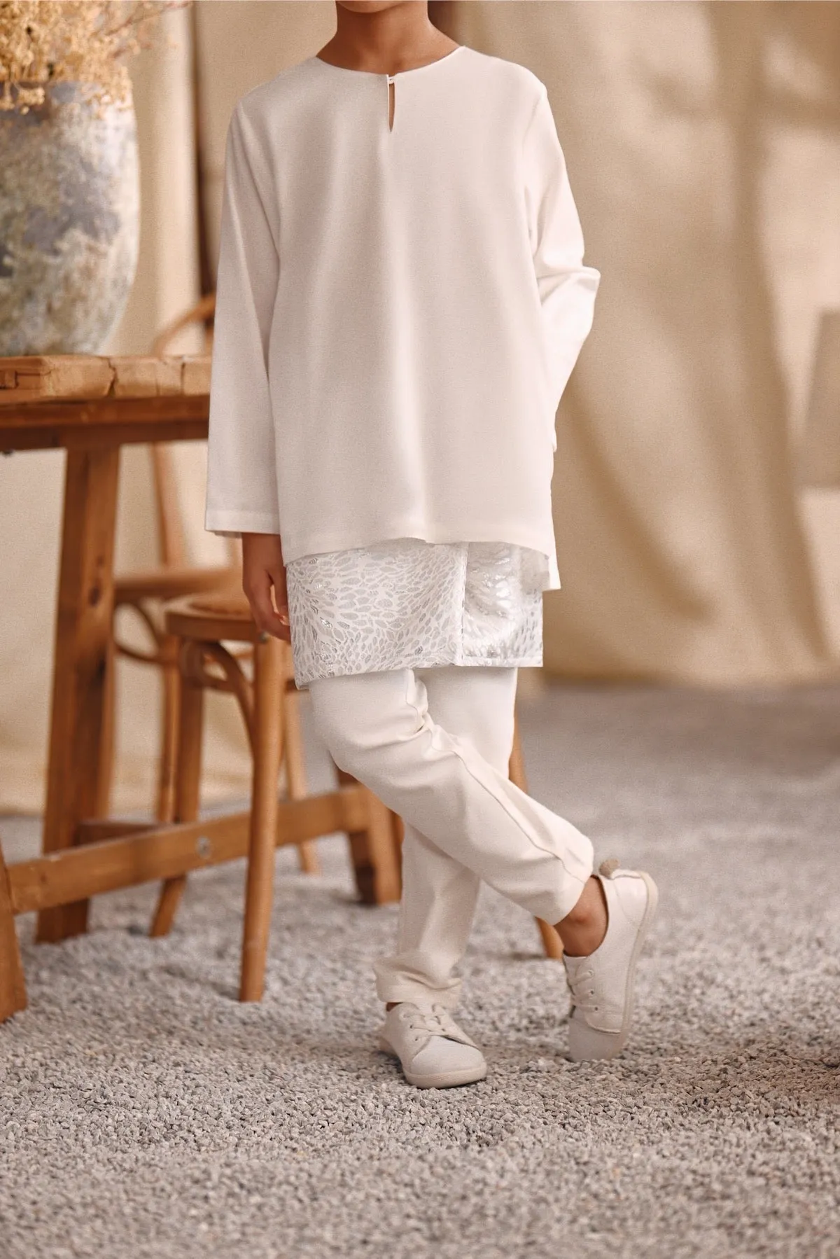 The Bayu Kurta - White