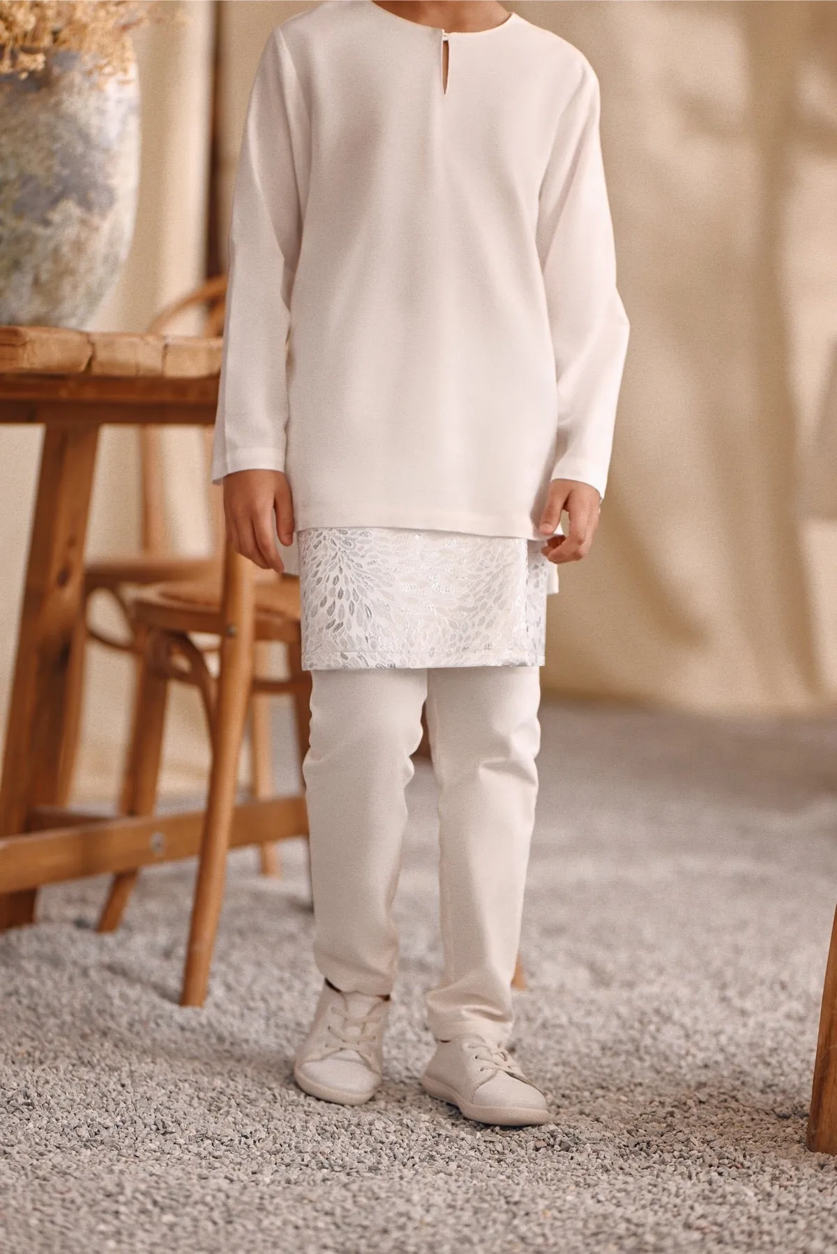 The Bayu Kurta - White