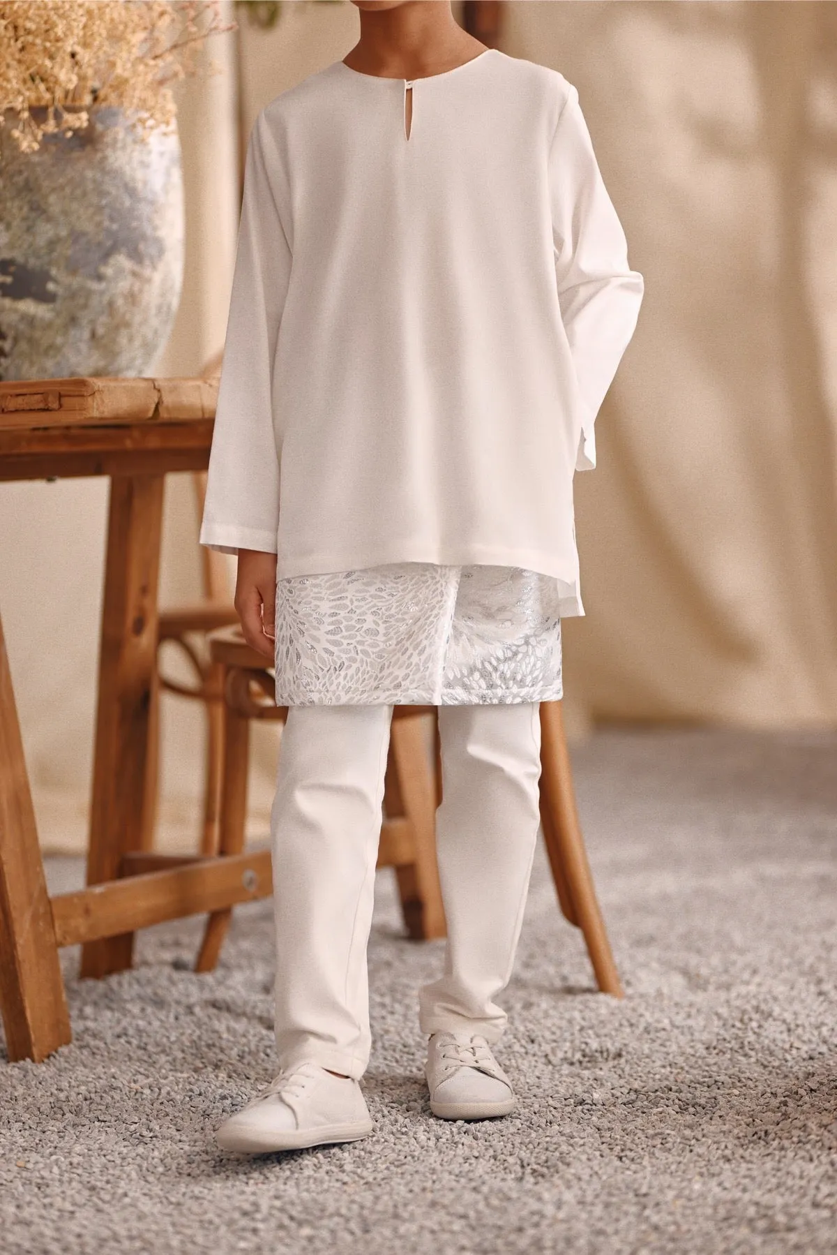 The Bayu Kurta - White