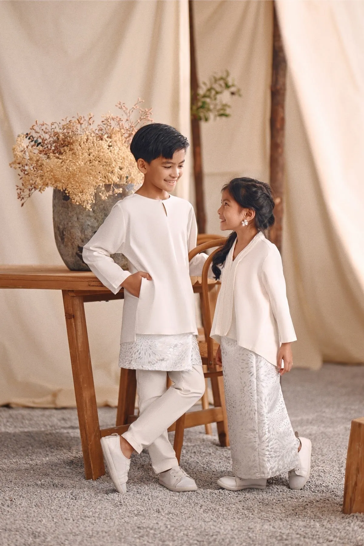 The Bayu Kurta - White