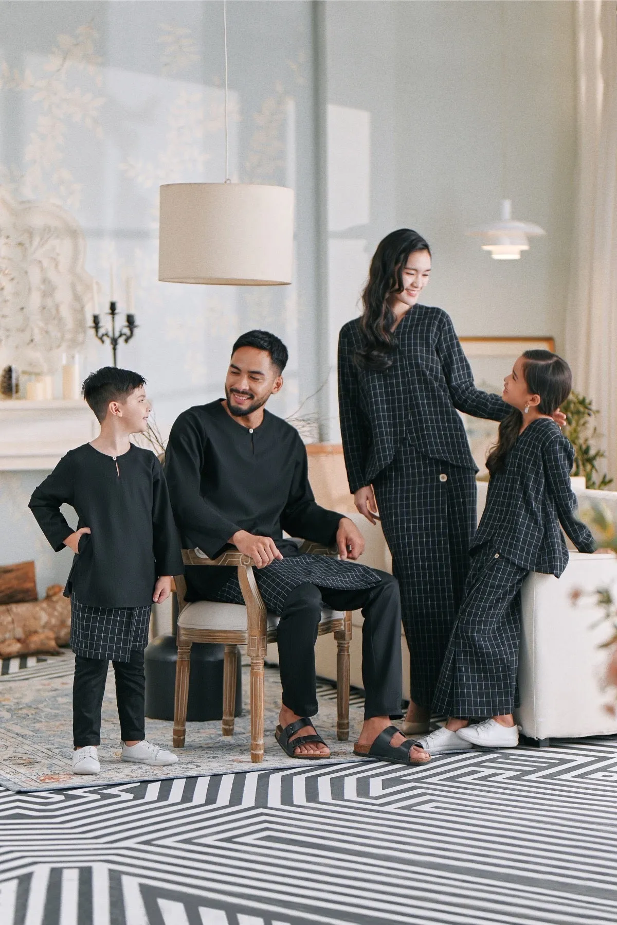 The Caya Kurta - Black