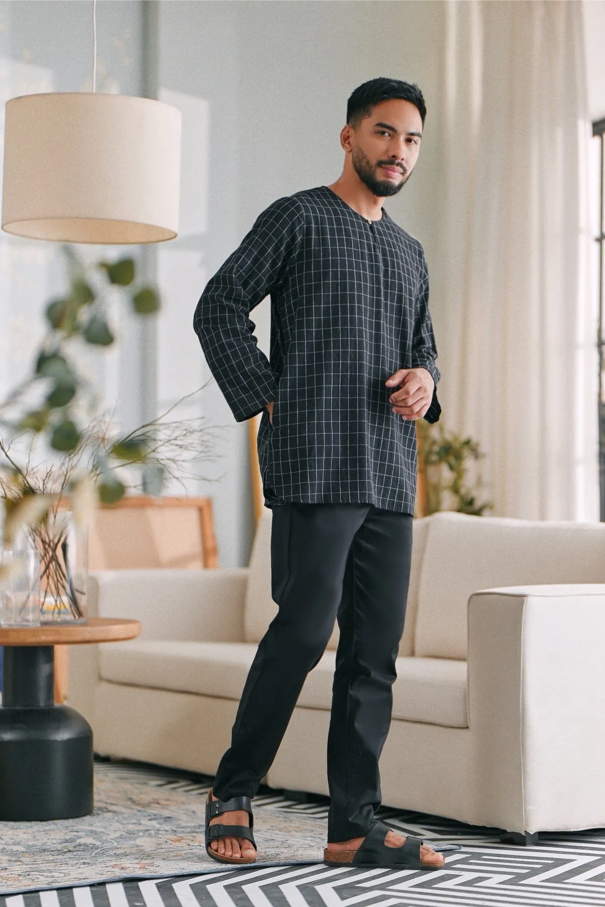 The Caya Men Kurta - Good Black Checked