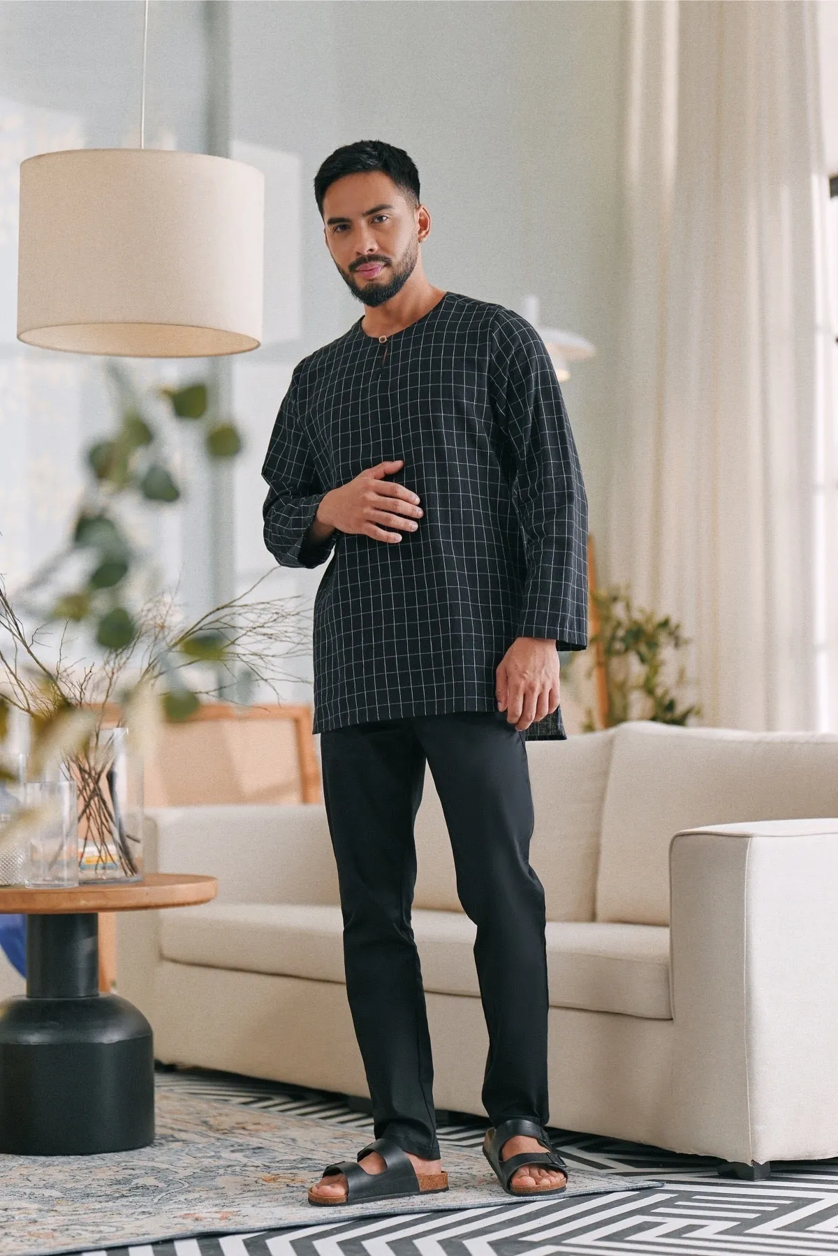 The Caya Men Kurta - Good Black Checked