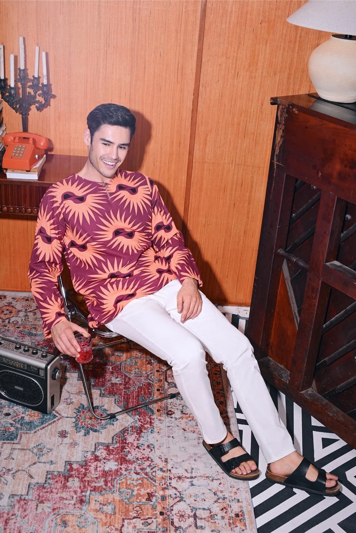 The Congkak Men Kurta - Edge
