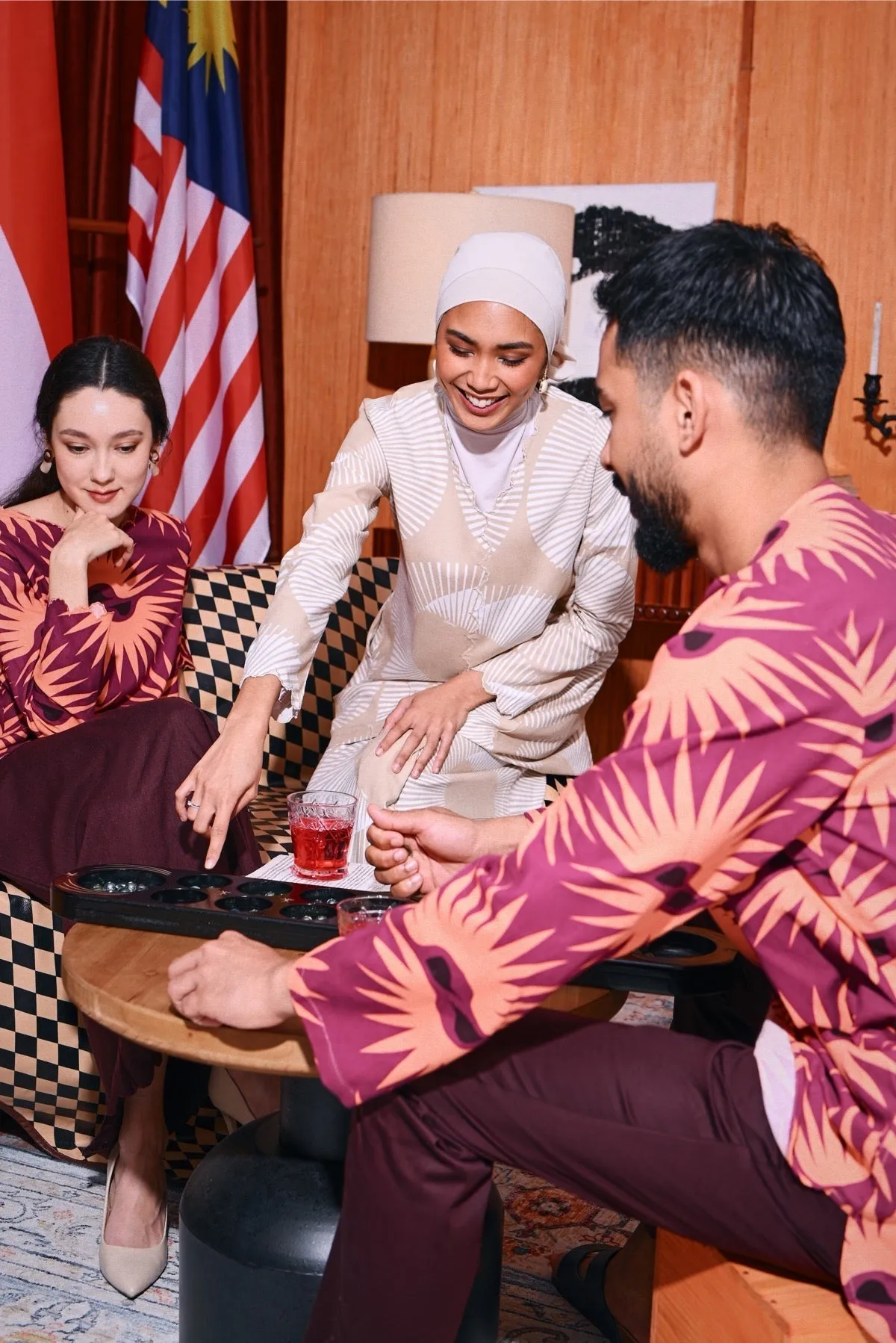 The Congkak Men Kurta - Edge