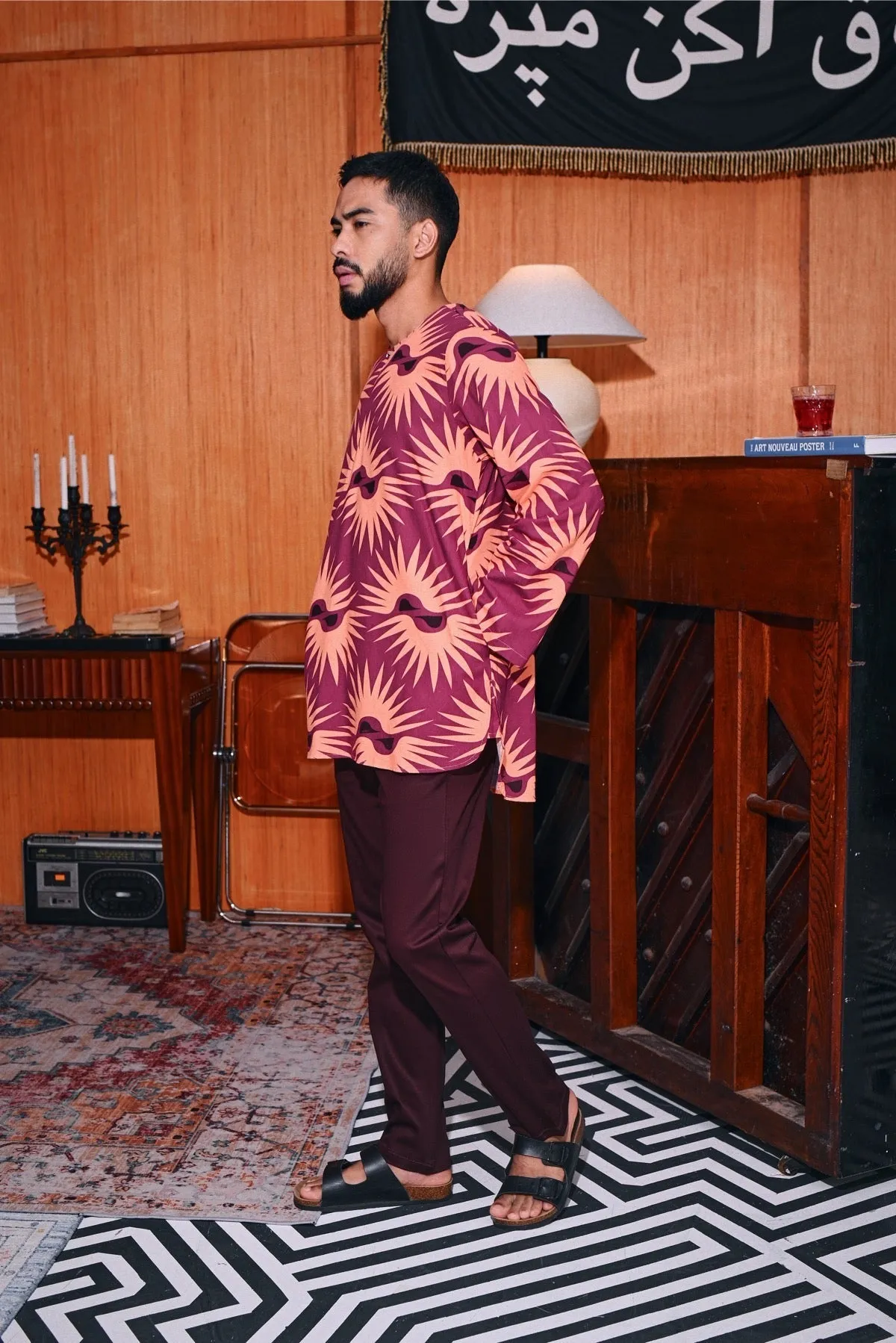 The Congkak Men Kurta - Edge