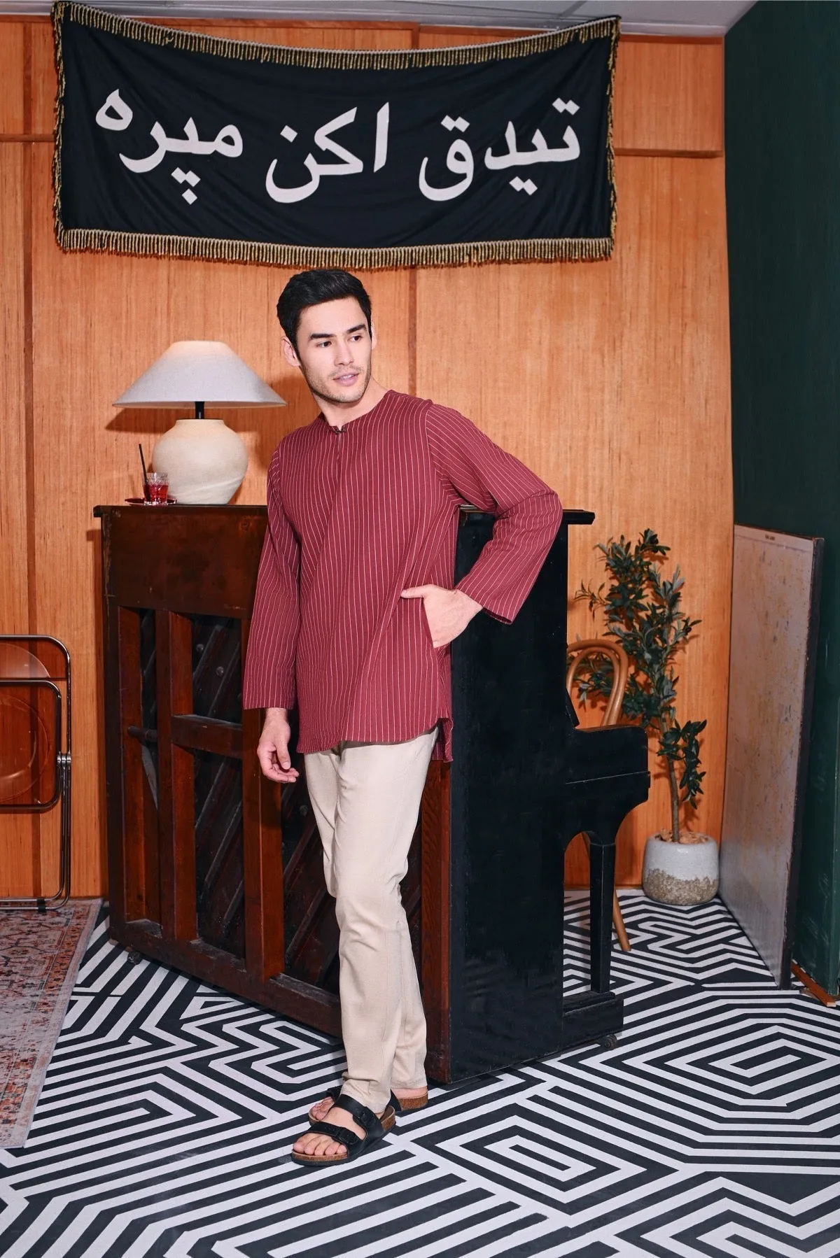 The Congkak Men Kurta - Maroon Stripe