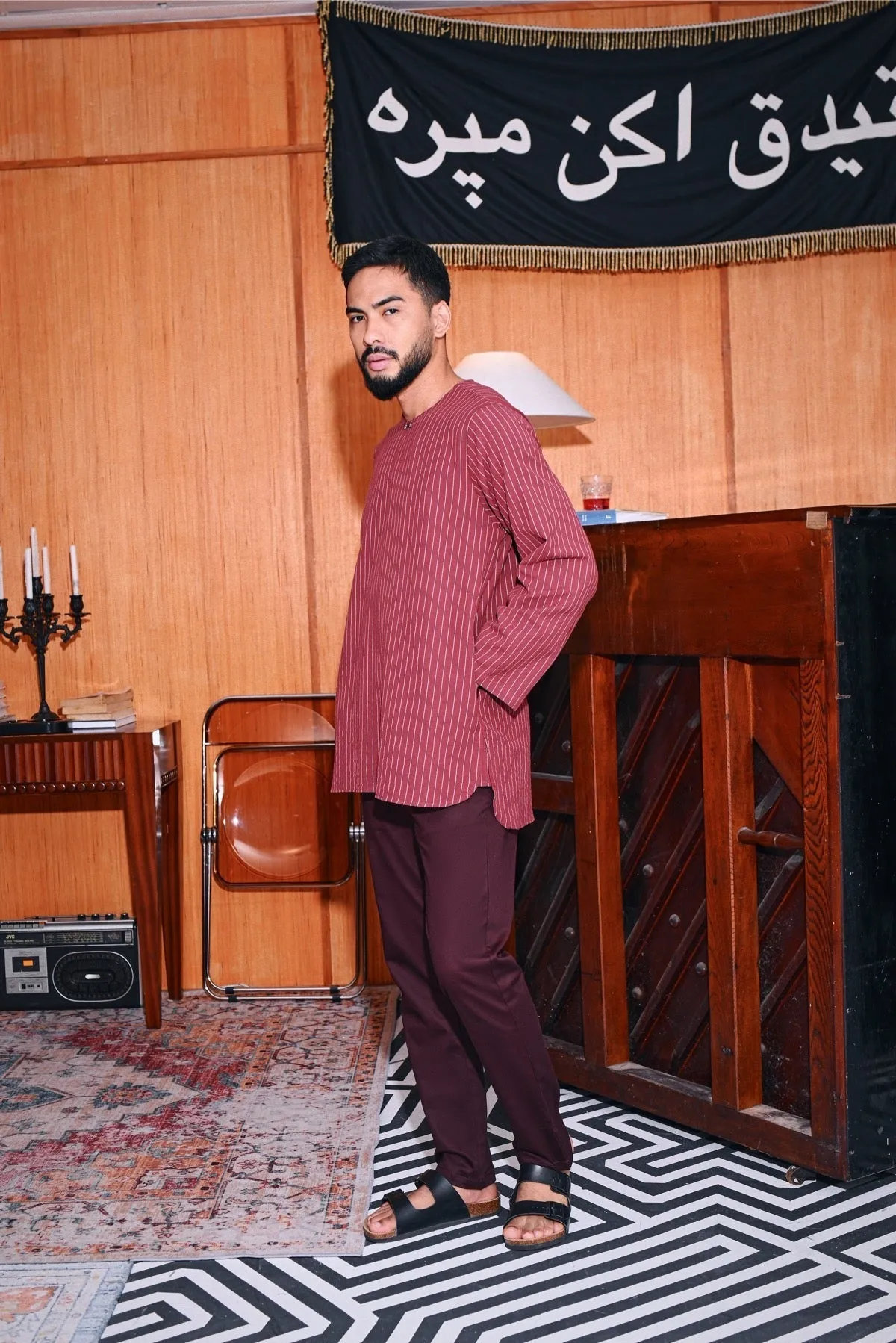The Congkak Men Kurta - Maroon Stripe