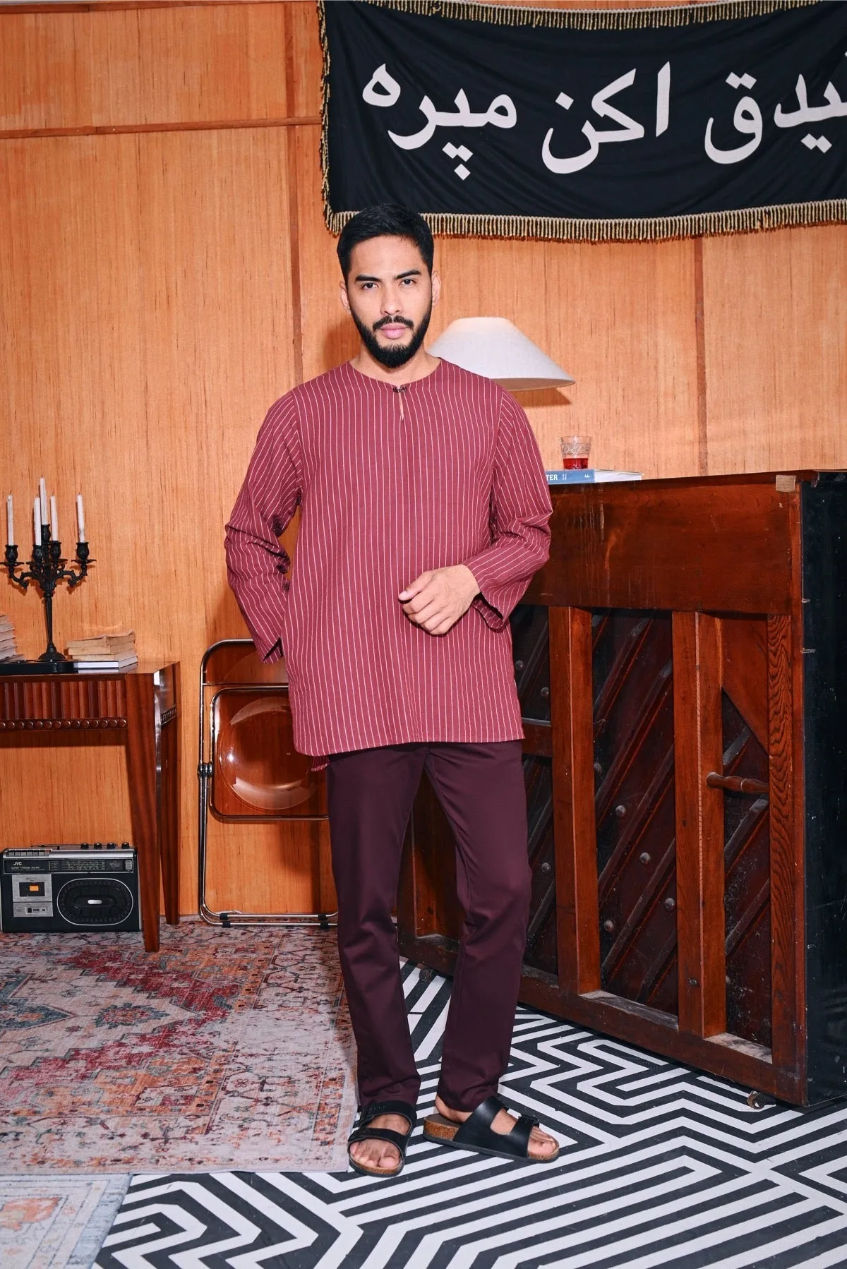 The Congkak Men Kurta - Maroon Stripe