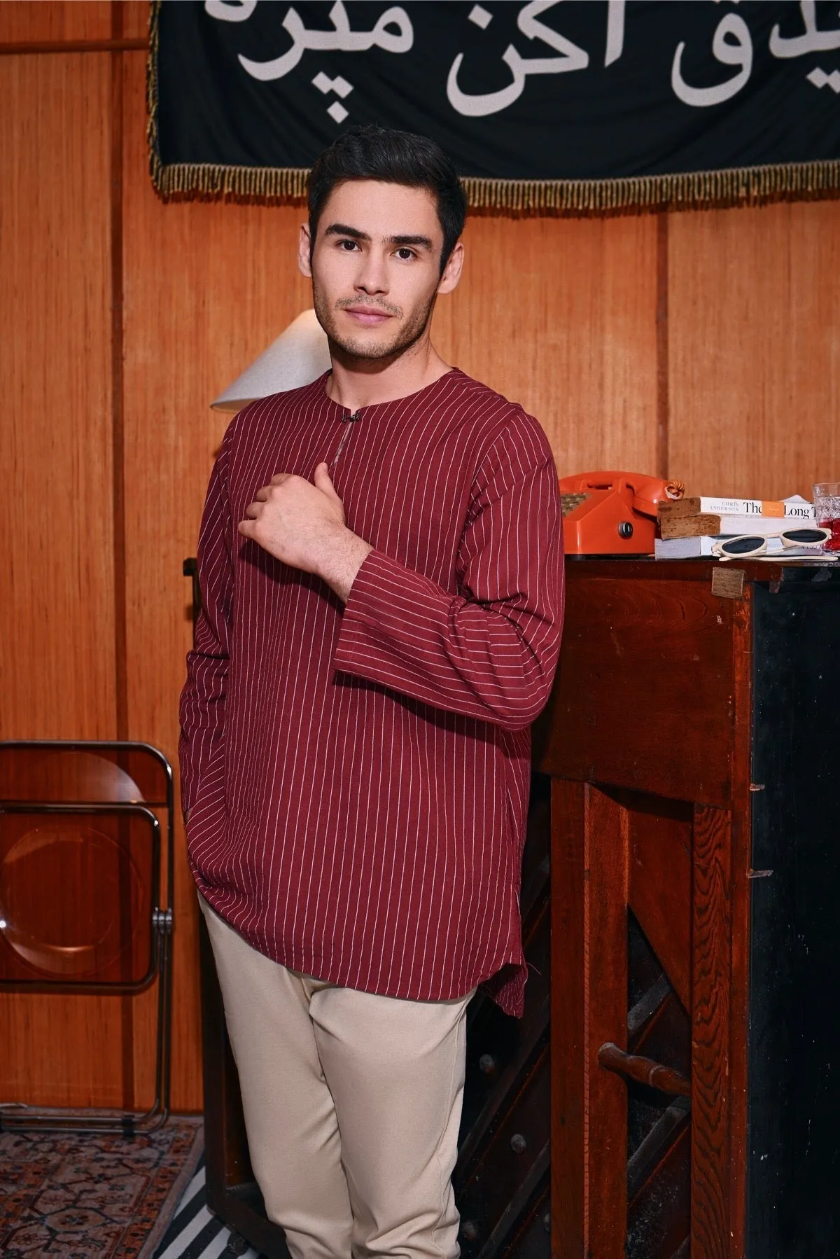 The Congkak Men Kurta - Maroon Stripe