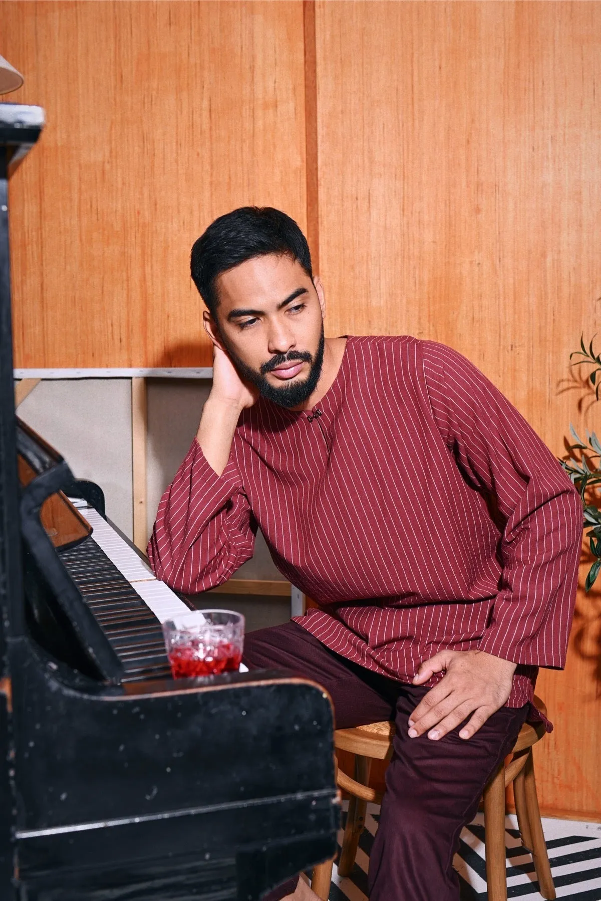 The Congkak Men Kurta - Maroon Stripe