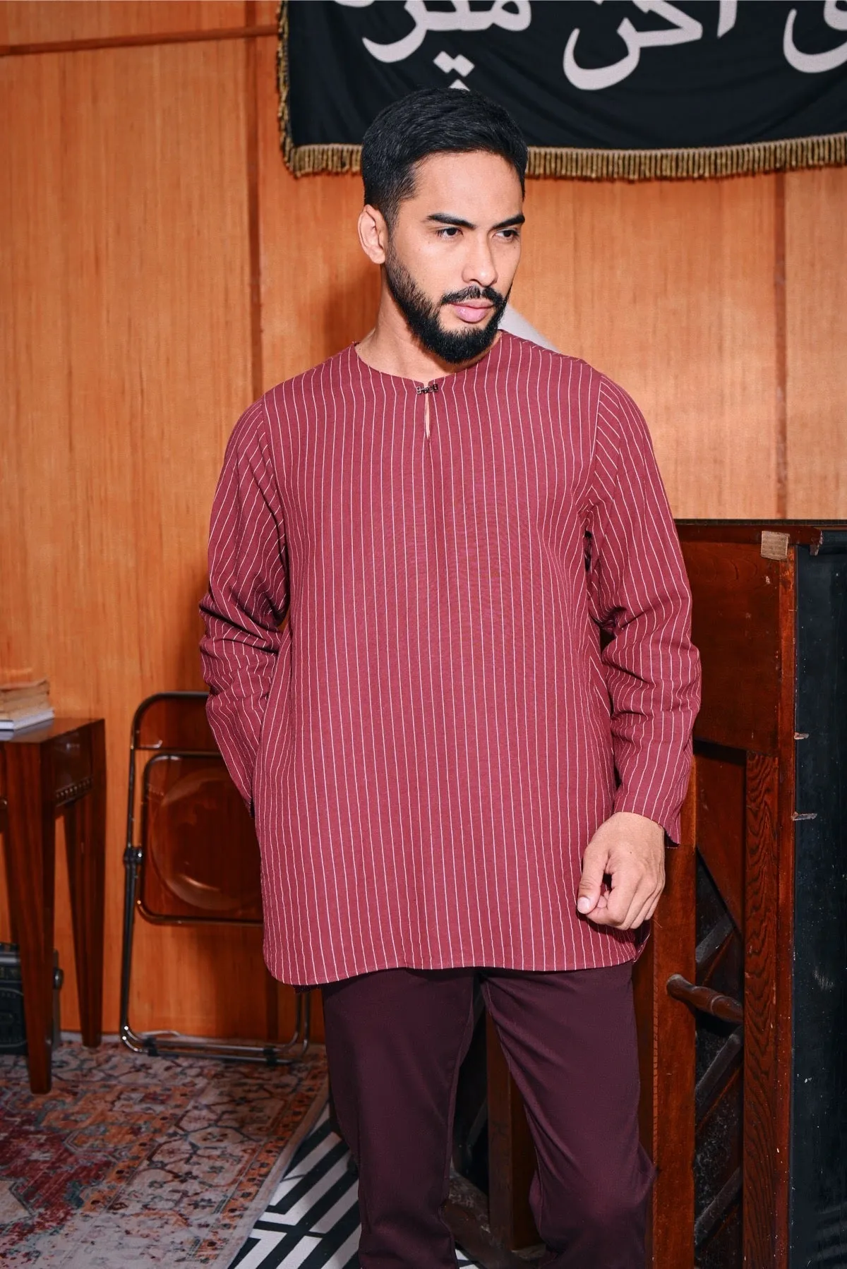 The Congkak Men Kurta - Maroon Stripe