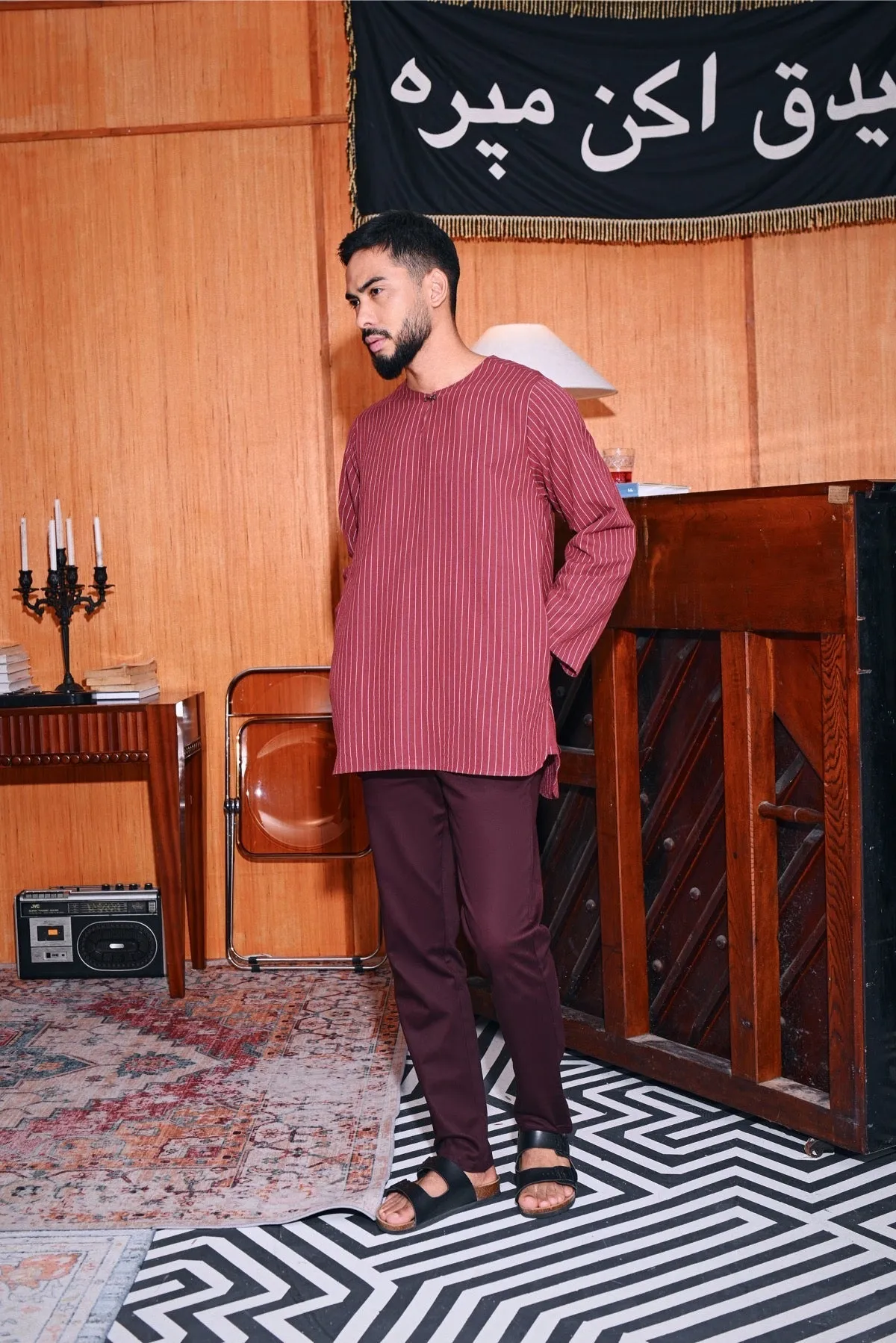 The Congkak Men Kurta - Maroon Stripe