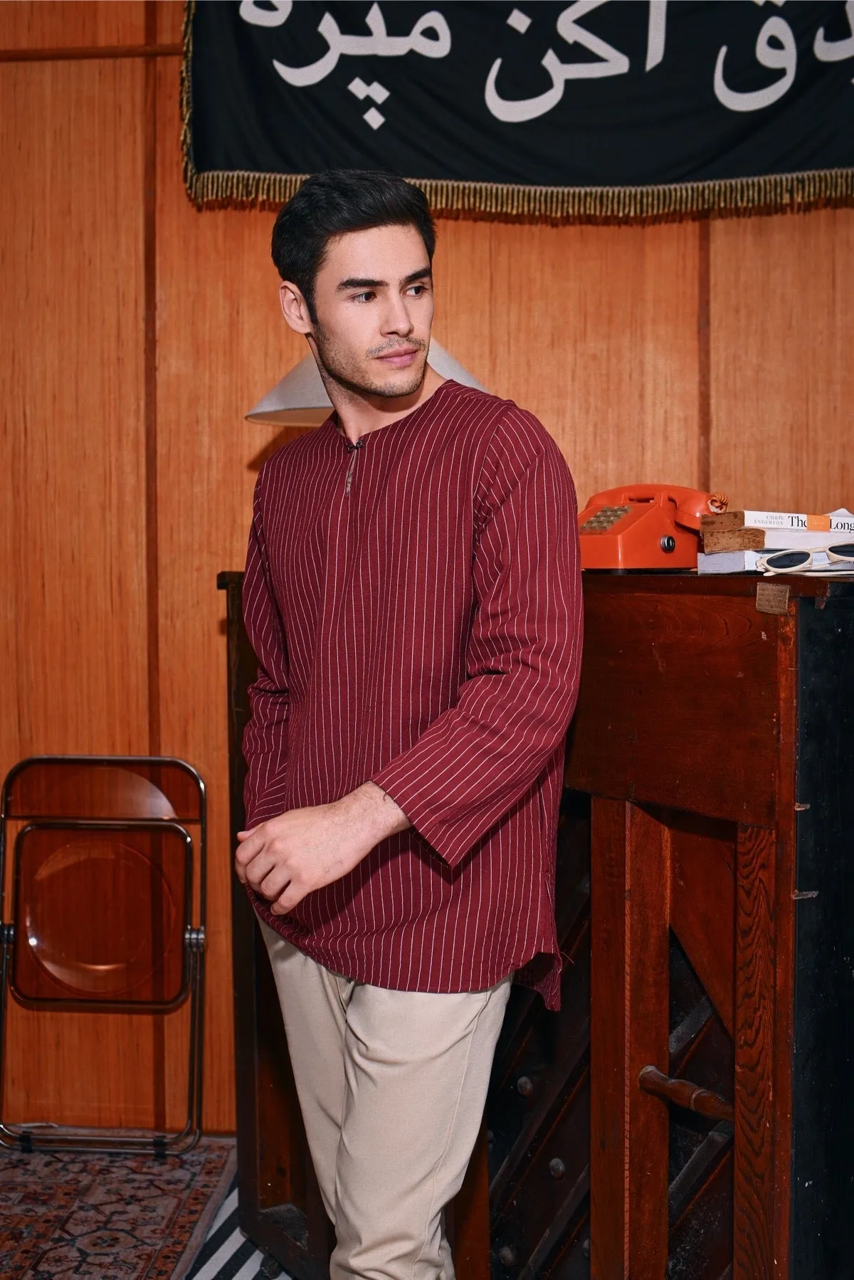 The Congkak Men Kurta - Maroon Stripe