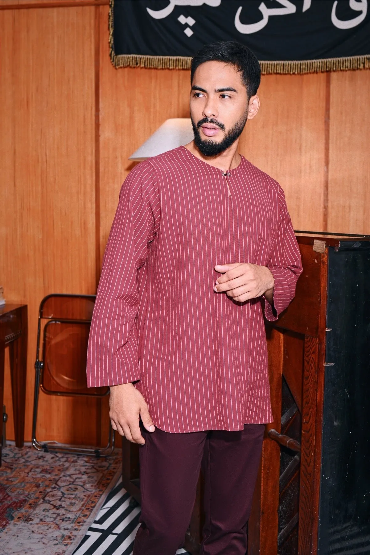 The Congkak Men Kurta - Maroon Stripe
