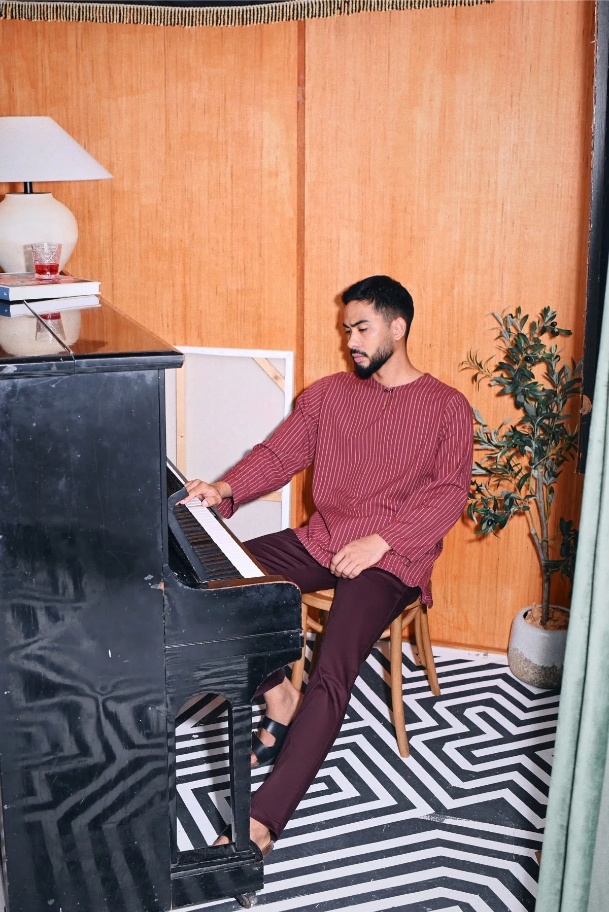 The Congkak Men Kurta - Maroon Stripe