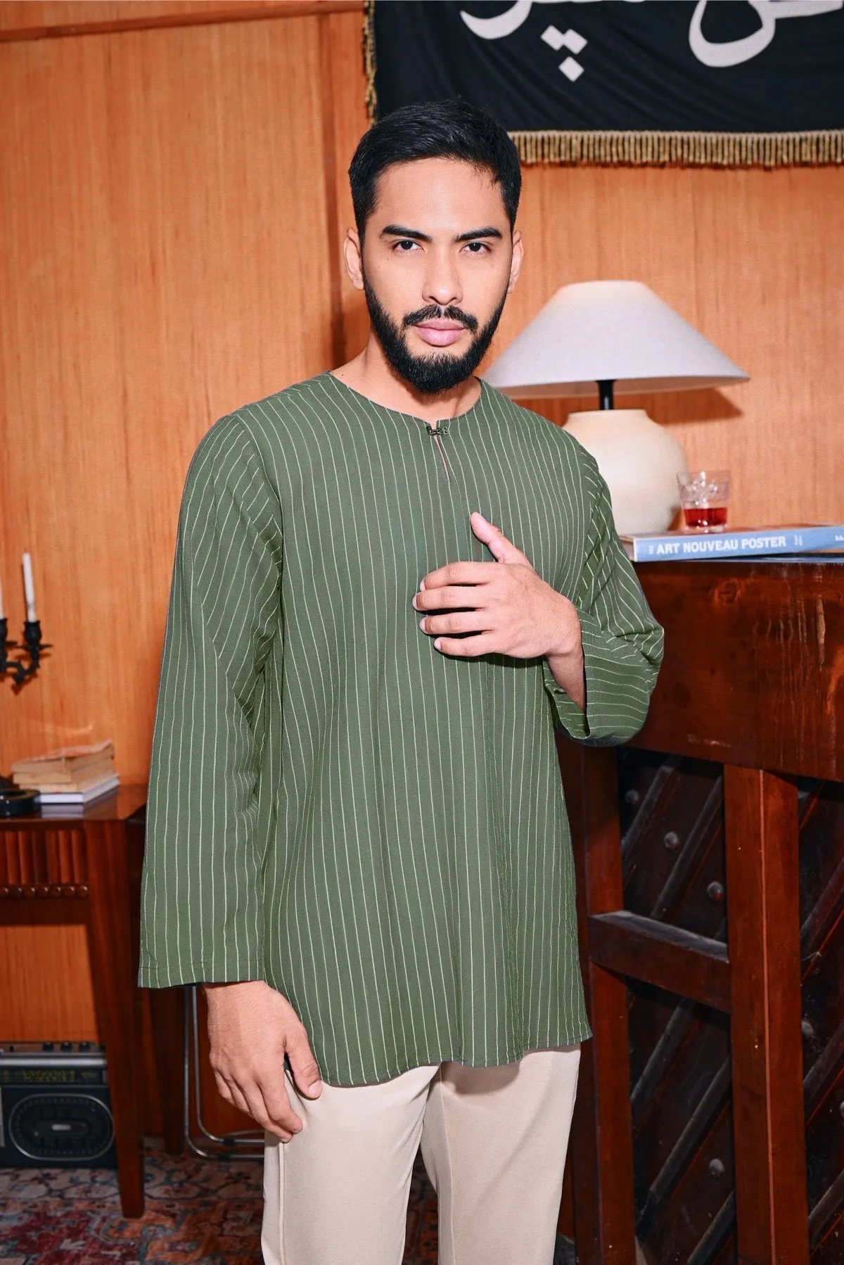 The Congkak Men Kurta - Olive Stripe