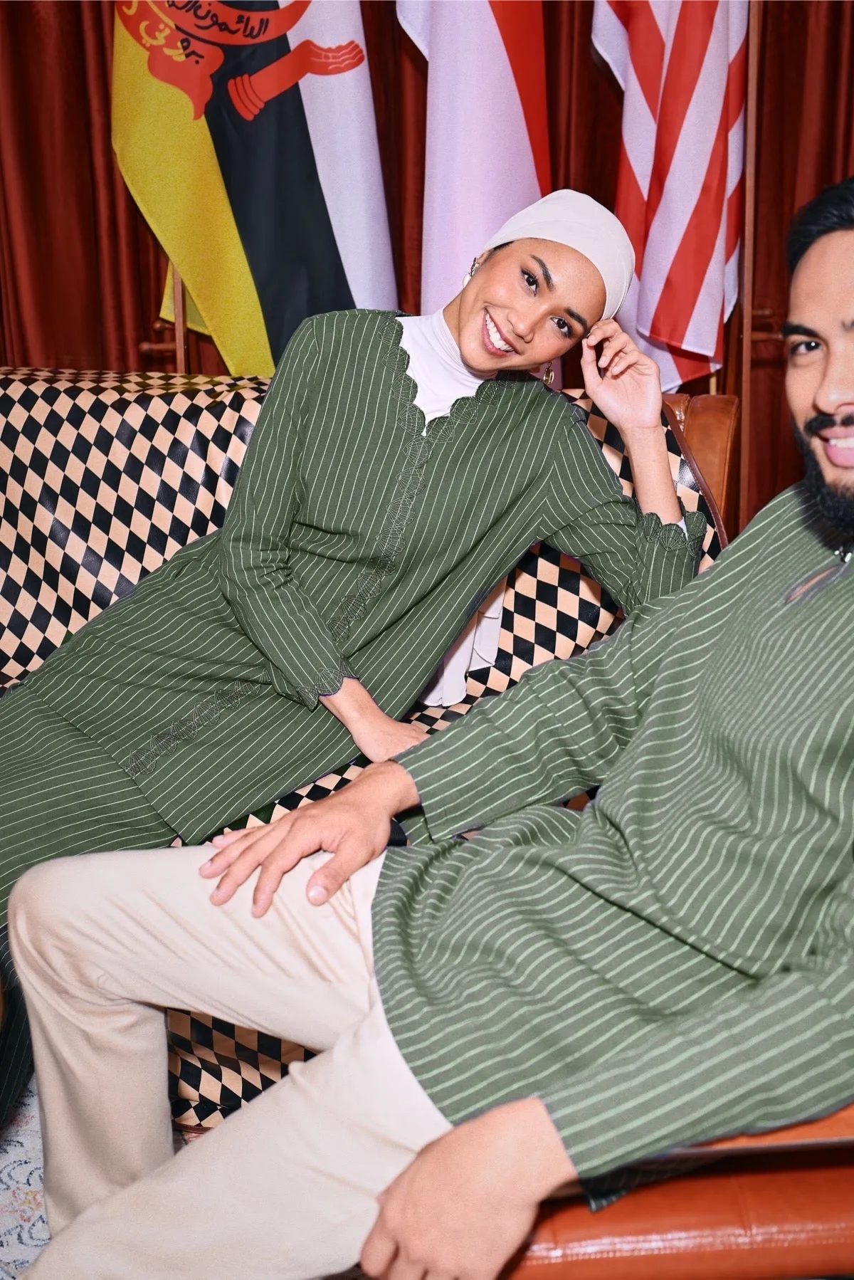 The Congkak Men Kurta - Olive Stripe