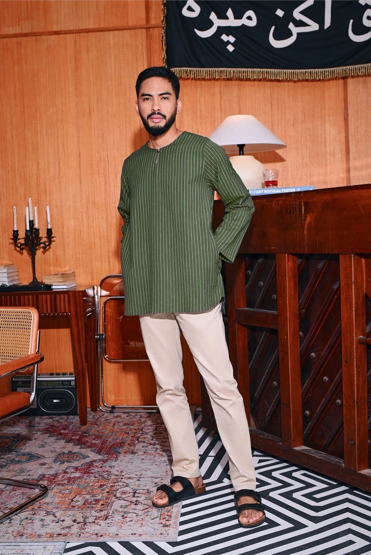 The Congkak Men Kurta - Olive Stripe