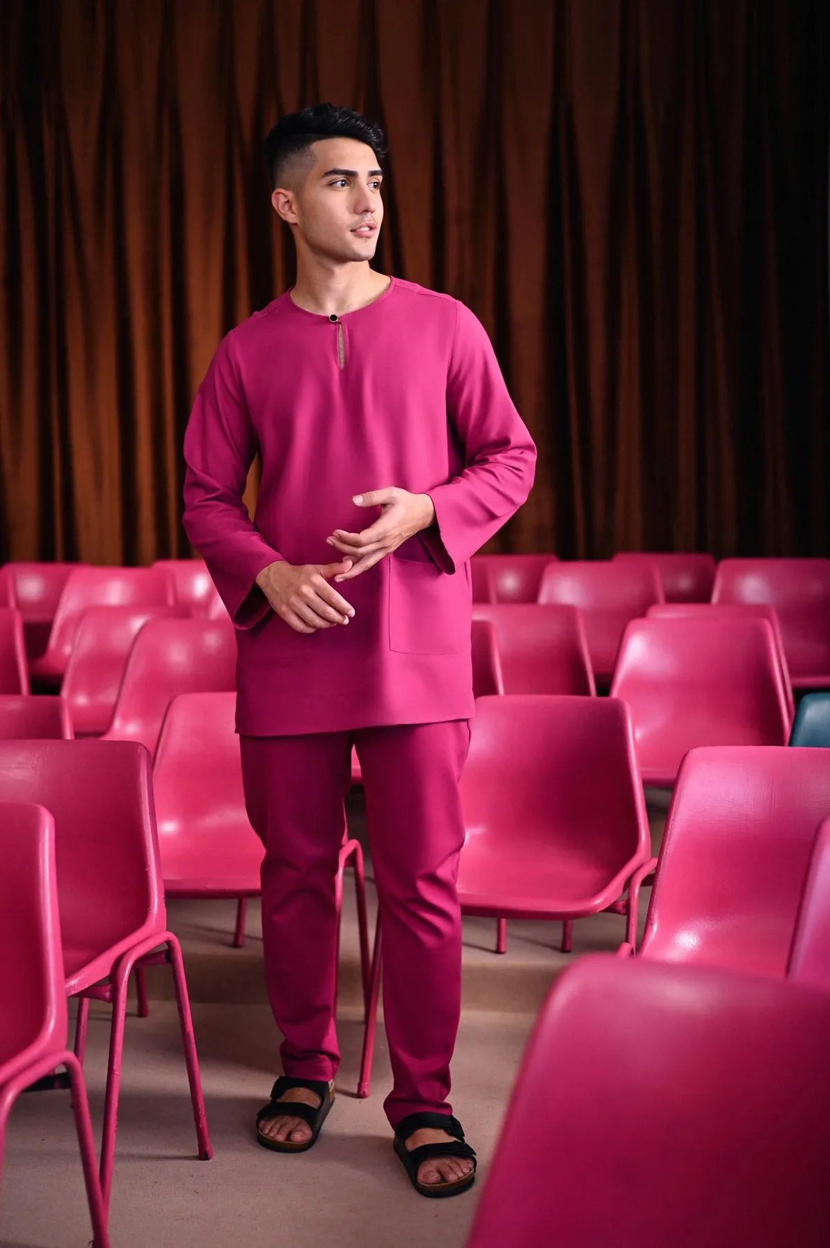 The Dulu Kita Men Kurta - Fuchsia