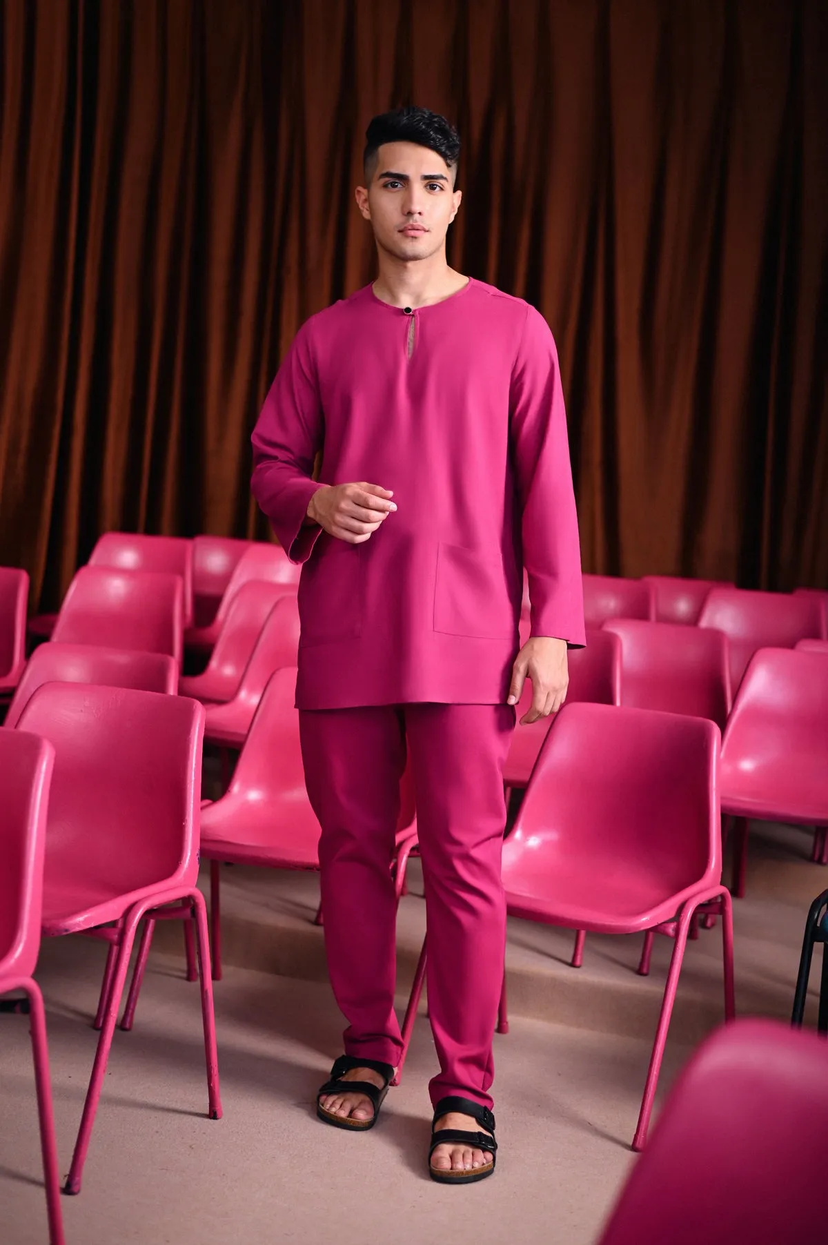 The Dulu Kita Men Kurta - Fuchsia