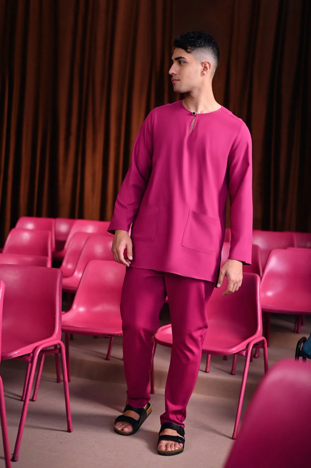 The Dulu Kita Men Kurta - Fuchsia